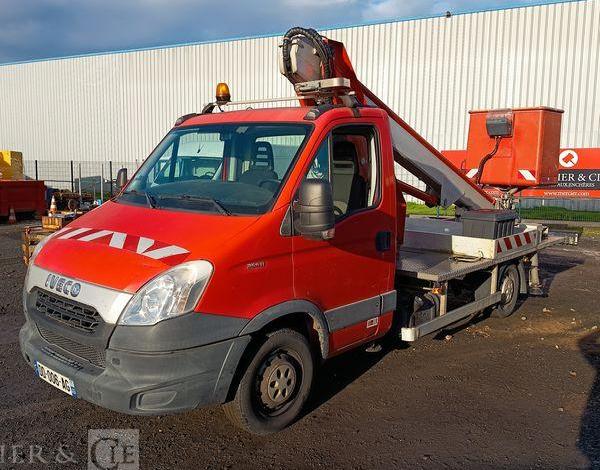 IVECO NACELLE 18M SUR VL LEGER  DD-006-AG