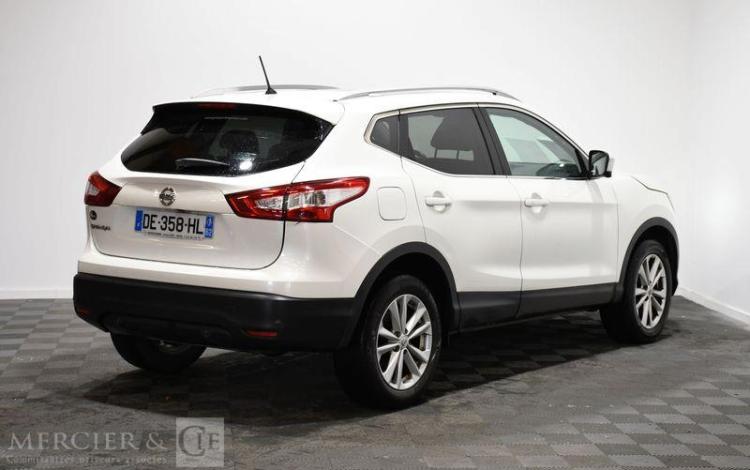 NISSAN QASQHAI 1.2 DIGT 115 TEKNA 2WD BLANC DE-358-HL