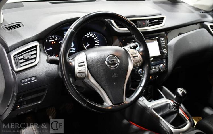 NISSAN QASQHAI 1.2 DIGT 115 TEKNA 2WD BLANC DE-358-HL
