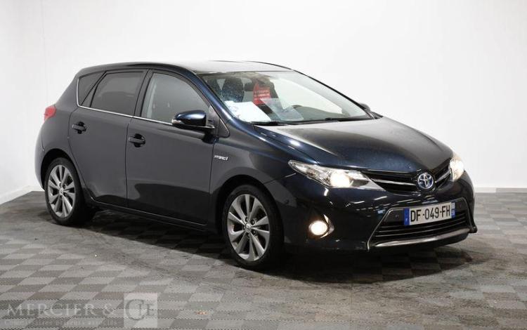 TOYOTA AURIS NOIR DF-049-FH