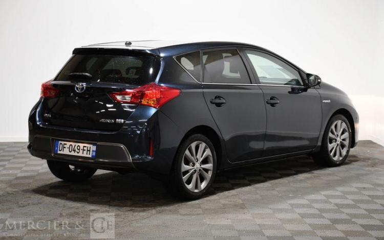 TOYOTA AURIS NOIR DF-049-FH