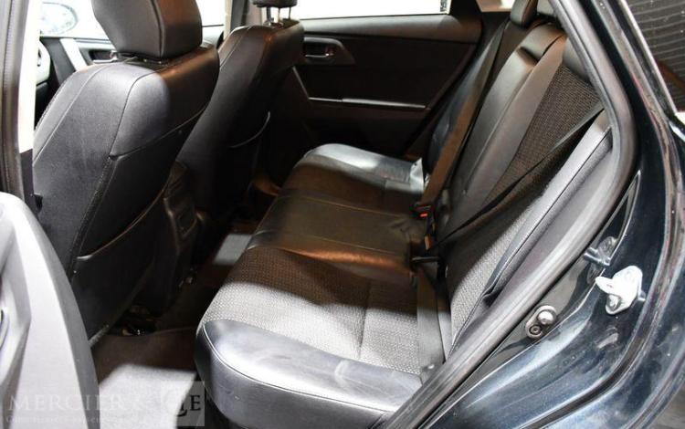 TOYOTA AURIS NOIR DF-049-FH