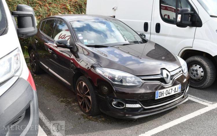 RENAULT MEGANE 1.2 TCE 130CH ENERGY BOSE EDC BVA PRUNE DH-047-AJ