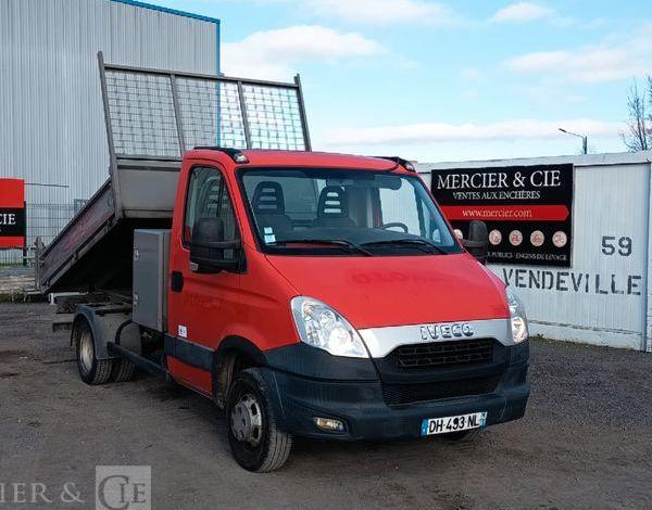 IVECO 35C  BENNE SIMPLE CABINE COFFRE  DH-493-NL