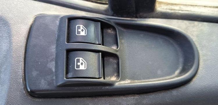 IVECO 35C  BENNE SIMPLE CABINE COFFRE  DH-493-NL