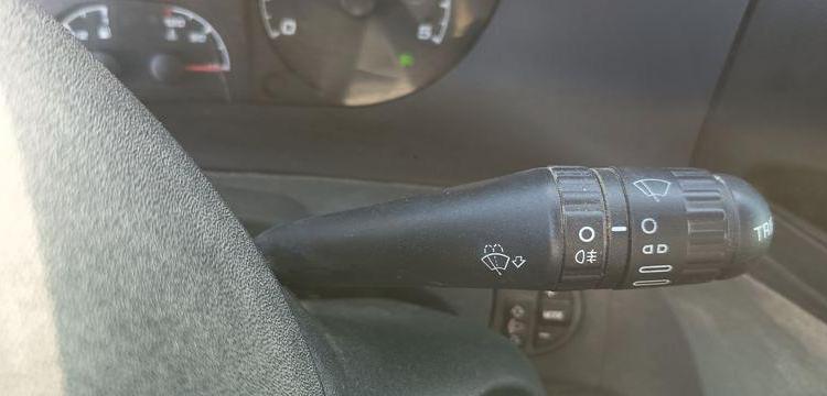 IVECO 35C  BENNE SIMPLE CABINE COFFRE  DH-493-NL