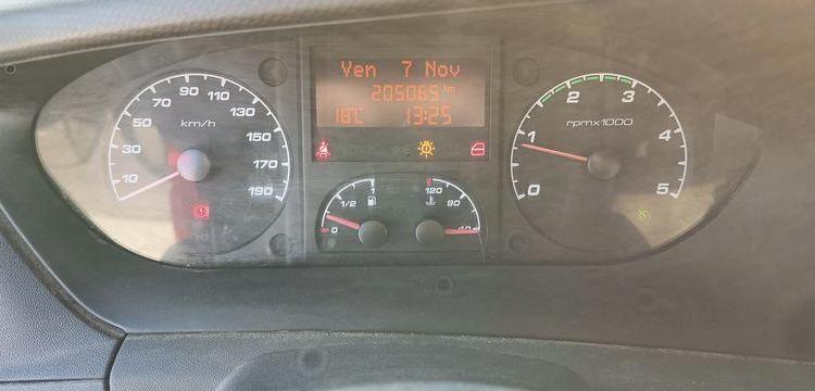 IVECO 35C  BENNE SIMPLE CABINE COFFRE  DH-493-NL