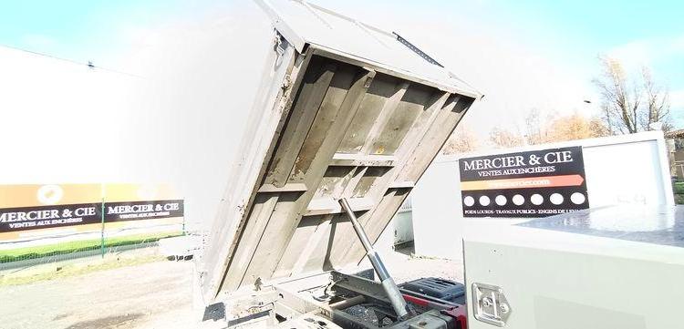 IVECO 35C  BENNE SIMPLE CABINE COFFRE  DH-493-NL