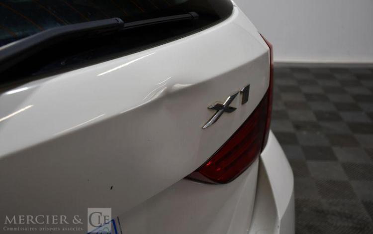 BMW X1 BLANC DH-801-RS