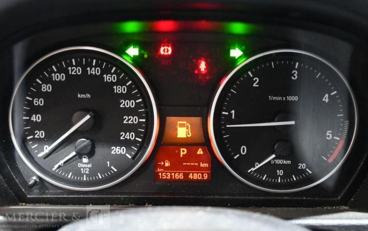 BMW X1 BLANC DH-801-RS