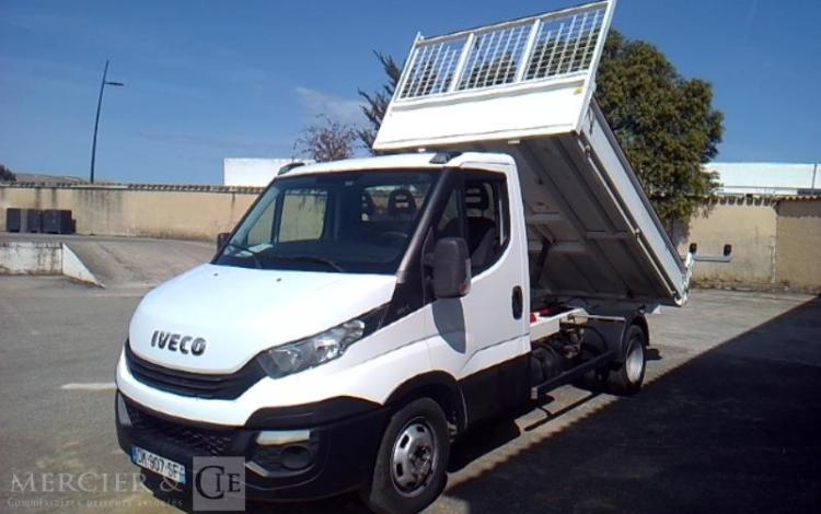 IVECO 35-130 BENNE SIMPLE CABINE 2.3 16V 126CV BLANC DK-907-SF
