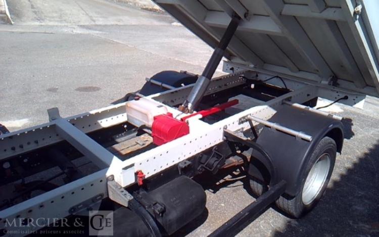 IVECO 35-130 BENNE SIMPLE CABINE 2.3 16V 126CV BLANC DK-907-SF