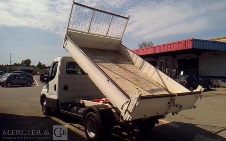 IVECO 35-130 BENNE SIMPLE CABINE 2.3 16V 126CV BLANC DK-907-SF