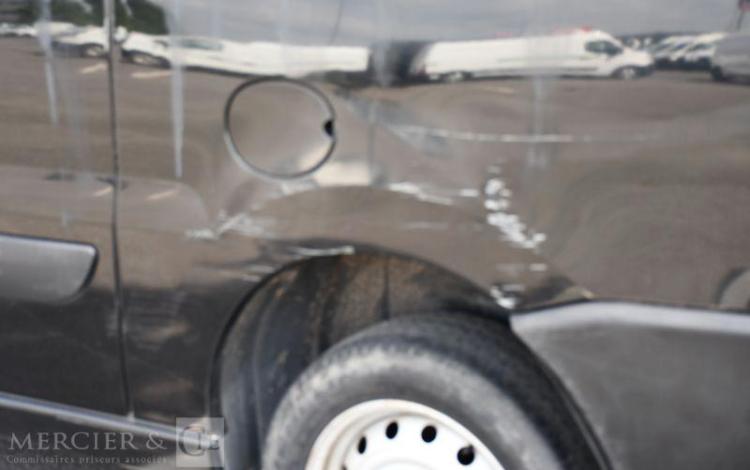 CITROEN JUMPY 29 L2H1 HDI 90 BUSINESS NOIR DL-070-VA