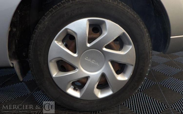 DACIA LOGAN 1.5 DCI 90CH LAUREATE GRIS DL-204-MY