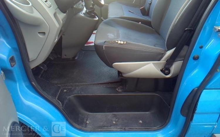 RENAULT TRAFIC 2.0 DCI 90 1T0 L1H1 CONFORT BLEU DL-423-VG