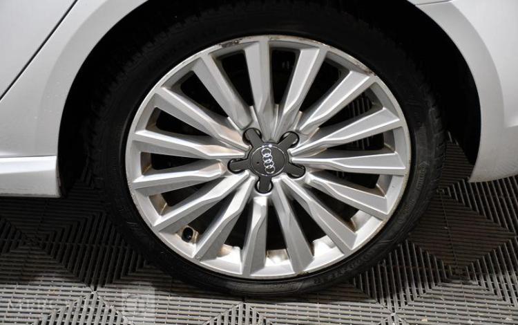 AUDI A3 SPORTBACK 1.4 E-TRON TFSI 204ch HYBRIDE RECHARGEABLE AMBITION LUXE S-TRONIC BLANC DL-637-TX