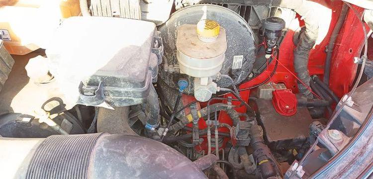 IVECO DAILY 35C13 BENNE AVEC COFFER ACIER DIESEL – 142771 KMS – ANNEE 2014
 ROUGE DM-283-TL