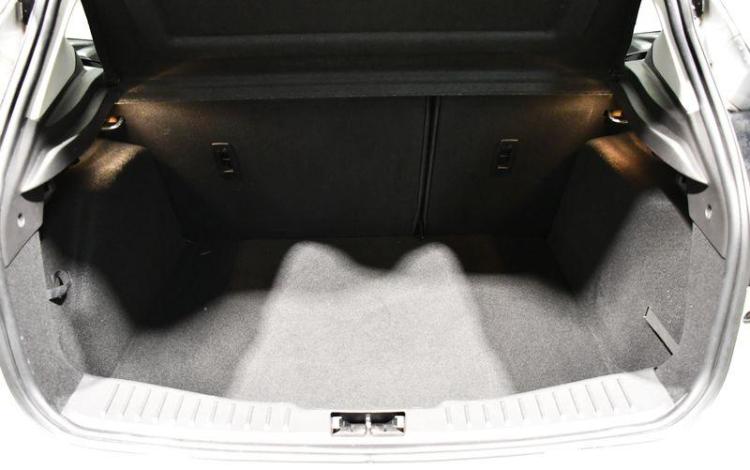 FORD FOCUS 1.0 ECOBOOST 125 TITANIUM GRIS DQ-878-ZX