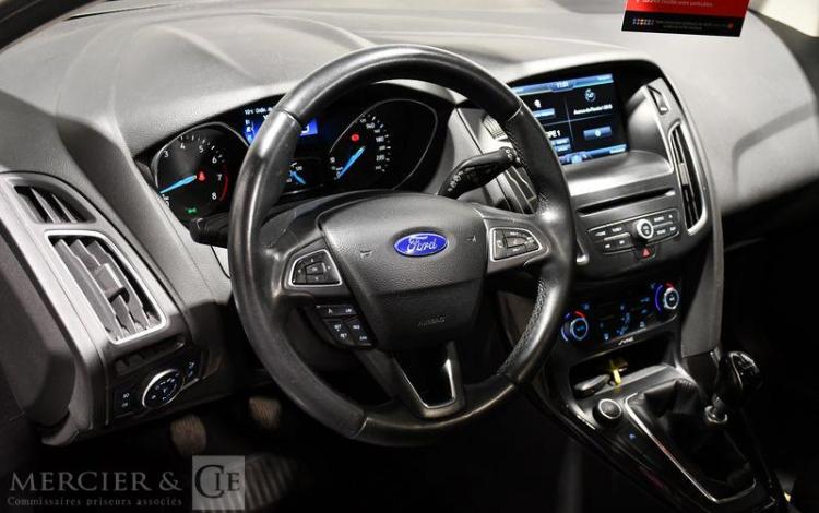 FORD FOCUS 1.0 ECOBOOST 125 TITANIUM GRIS DQ-878-ZX