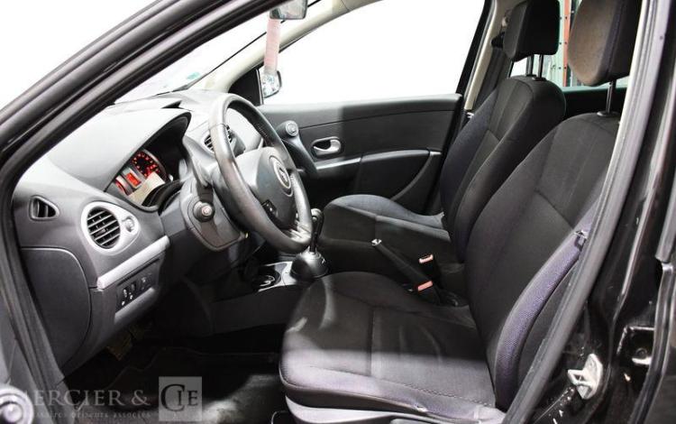 RENAULT CLIO 1,5 DCI 85 DYNAMIQUE QUICKSHIFT BVA NOIR DR-118-CZ