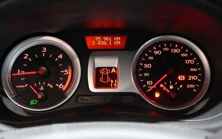 RENAULT CLIO 1,5 DCI 85 DYNAMIQUE QUICKSHIFT BVA NOIR DR-118-CZ