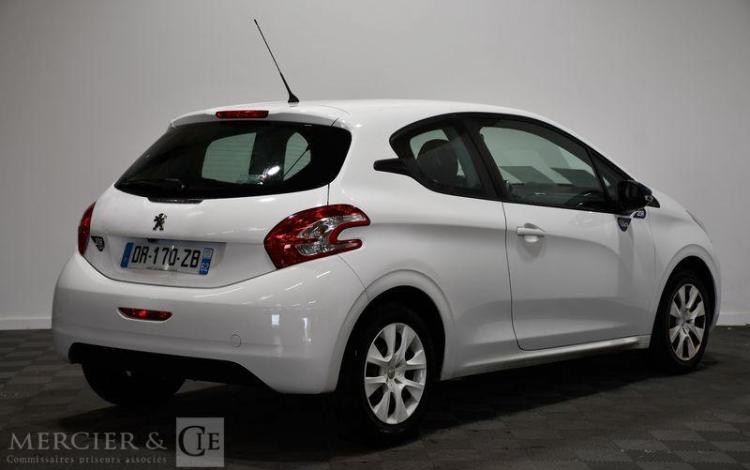 PEUGEOT 208 1,0 PURETECH 70 LIKE BLANC DR-170-ZB