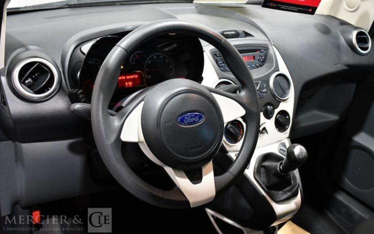 FORD KA 1,2 70 TITANIUM BLANC DR-258-ZN