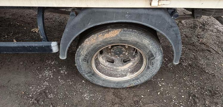 IVECO DAILY 35C13 DOUBLE CABINE AVEC BENNE – DIESEL – 127330 KMS – ANNEE 2015 BLANC DS-325-CE