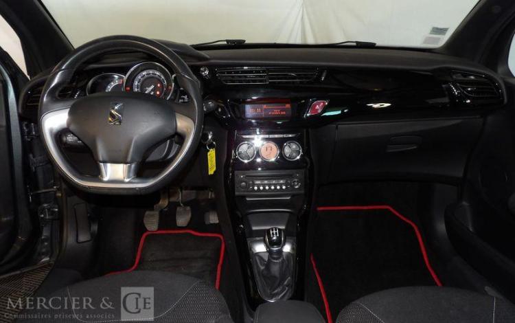 DS DS3 2 1.2 THP PureTech 12V S&S 110CV GRIS DW-069-JK