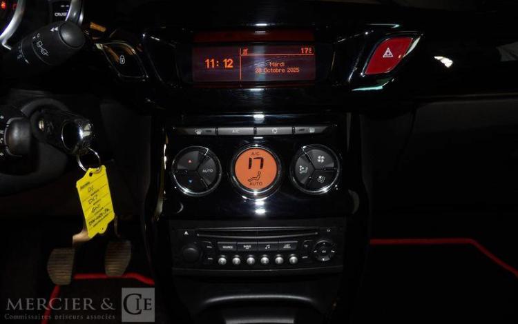 DS DS3 2 1.2 THP PureTech 12V S&S 110CV GRIS DW-069-JK