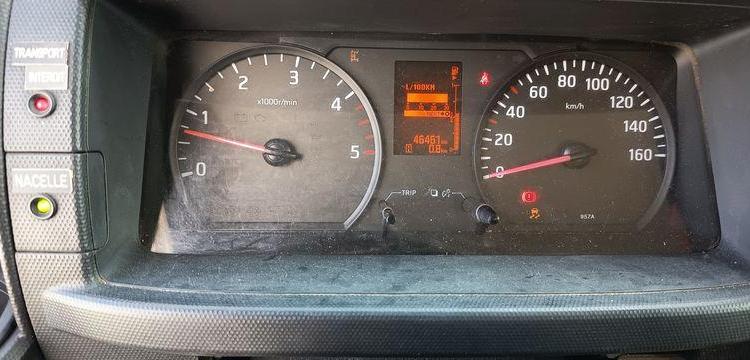 NISSAN CABSTAR NT400 32,12  AVEC NACELLE TIME ETL30 – 10 M – DIESEL – 2106 HEURES BLANC DW-708-LM