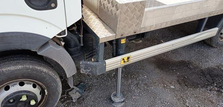 NISSAN CABSTAR NT400 32,12  AVEC NACELLE TIME ETL30 – 10 M – DIESEL – 2106 HEURES BLANC DW-708-LM