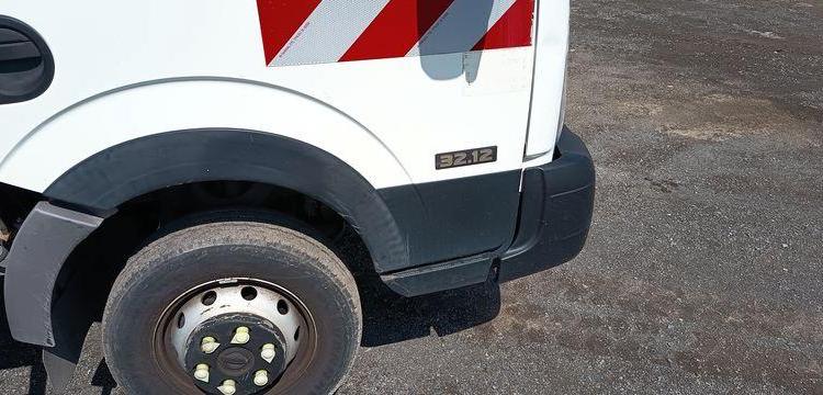 NISSAN CABSTAR NT400 32,12  AVEC NACELLE TIME ETL30 – 10 M – DIESEL – 2106 HEURES BLANC DW-708-LM
