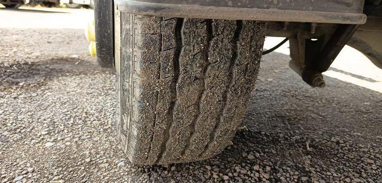 NISSAN CABSTAR NT400 32,12  AVEC NACELLE TIME ETL30 – 10 M – DIESEL – 2106 HEURES BLANC DW-708-LM