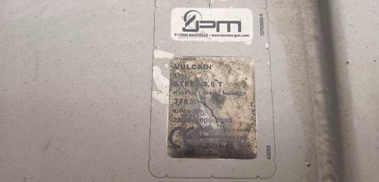 IVECO CAMION BENNE DOUBLE CABINE  DX-329-AA