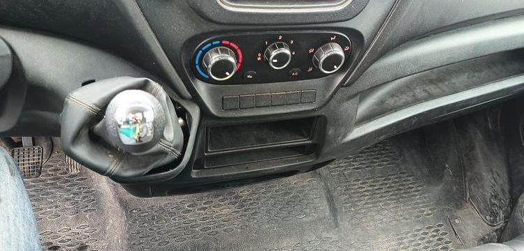 IVECO CAMION BENNE DOUBLE CABINE  DX-329-AA