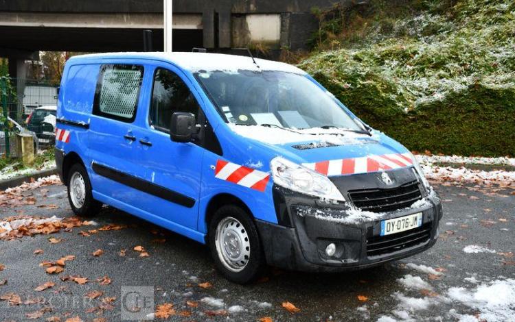PEUGEOT EXPERT HDI BLEU DY-076-JM
