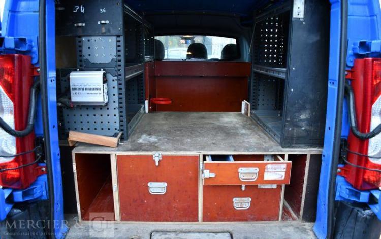 PEUGEOT EXPERT HDI BLEU DY-076-JM