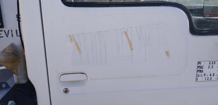 NISSAN CABSTAR 3,0 TD 125 CV AVEC NACELLE MULTITEL 160 ALU DS – DIESEL – 4774 HEURES BLANC DZ-453-YV