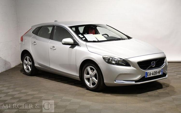 VOLVO V40 2.0 D2 120 ECO MOMENTUM BUSINESS GRIS EA-409-HP