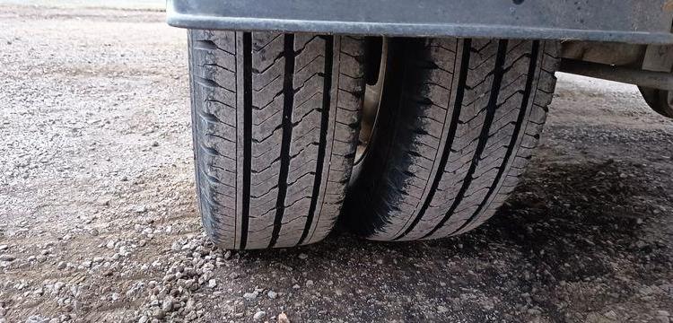 IVECO 35C13 – CAMION BENNE SIMPLE CAB  EA-753-XZ