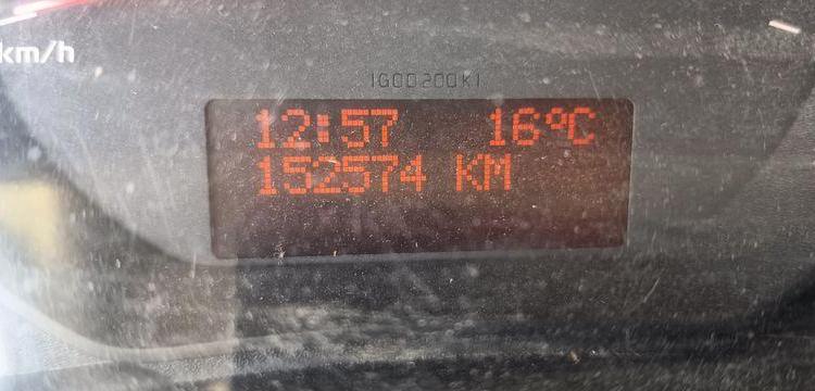 RENAULT MASTER DCI135 – BENNE AVEC COFFRE ACIER DIESEL – 152574 KMS – ANNEE 2016 ROUGE EB-447-TN