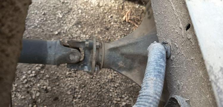 RENAULT MASTER DCI135 – BENNE AVEC COFFRE ACIER DIESEL – 152574 KMS – ANNEE 2016 ROUGE EB-447-TN