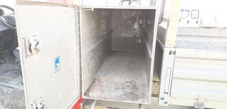 RENAULT MASTER DCI135 – BENNE AVEC COFFRE ACIER DIESEL – 152574 KMS – ANNEE 2016 ROUGE EB-447-TN