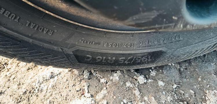 RENAULT MASTER DCI135 – BENNE AVEC COFFRE ACIER DIESEL – 152574 KMS – ANNEE 2016 ROUGE EB-447-TN