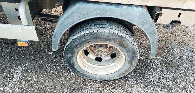 RENAULT MASTER DCI135 – BENNE AVEC COFFRE ACIER DIESEL – 152574 KMS – ANNEE 2016 ROUGE EB-447-TN