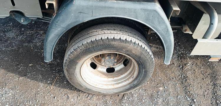 RENAULT MASTER DCI135 – BENNE AVEC COFFRE ACIER DIESEL – 152574 KMS – ANNEE 2016 ROUGE EB-447-TN