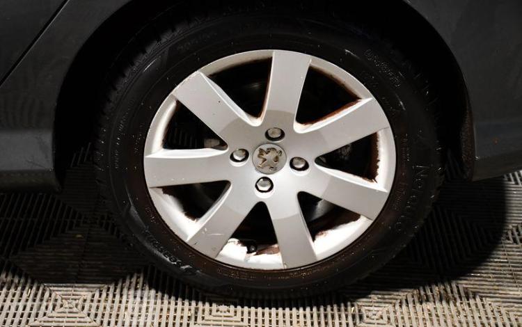 PEUGEOT 308 GENERATION-I 1.6 HDI 110CH PREMIUM PACK GRIS EB-948-JQ