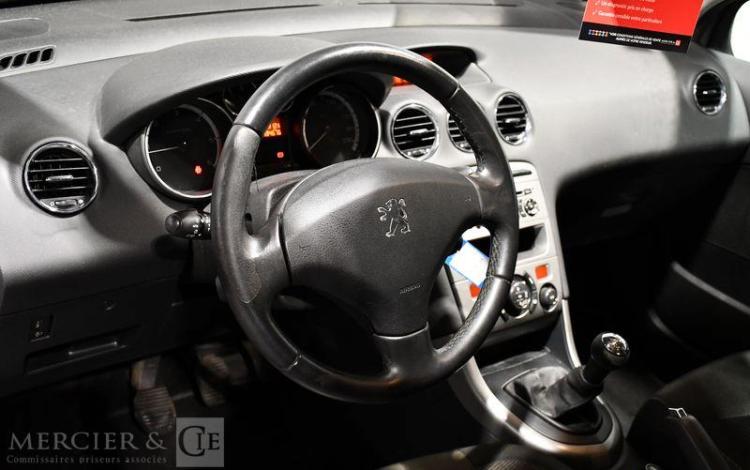 PEUGEOT 308 GENERATION-I 1.6 HDI 110CH PREMIUM PACK GRIS EB-948-JQ